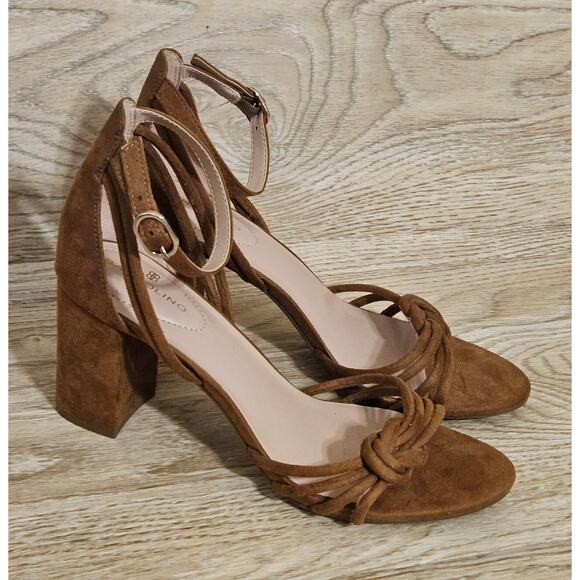 Bandolino Strappy Sandals Carmel Brown Ankle Strap Womens Size 8 Bnalysa2 Heels - Picture 2 of 9